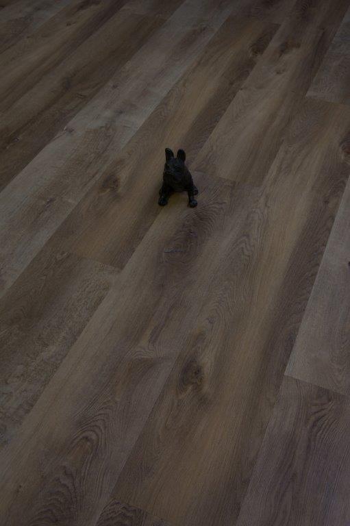 DuChateau Vinyl Barris